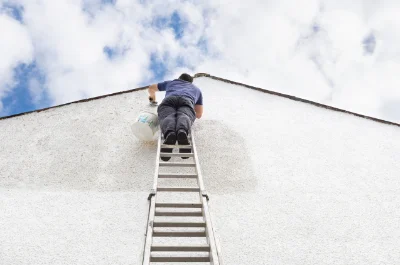 Peinture extérieure à Macé — façades et ravalement